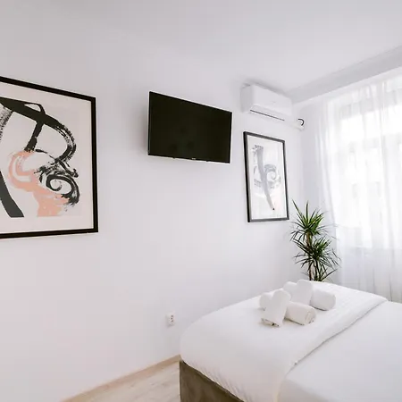 Historic Bucharest Hideway Apartment Exterior photo